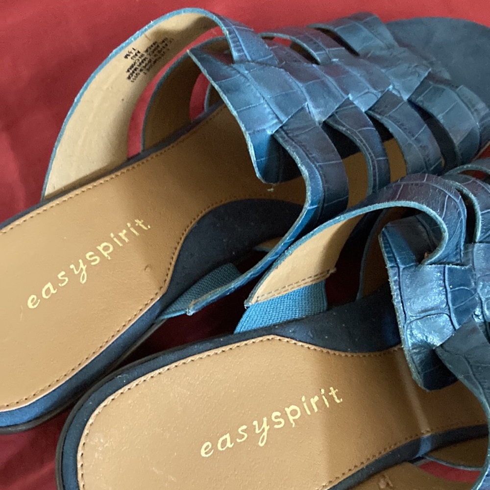 NWOT EASY SPIRIT SLIDE ON SANDALS, EVERMORET (Dark Ever Green) In original box - Picture 3 of 5